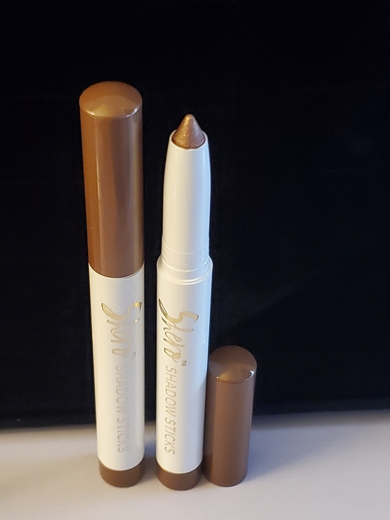 Belle by Kim Gravel Other - Belle by Kim Gravel 2pk Cream Eyeshadow Stick - Iced Mocha